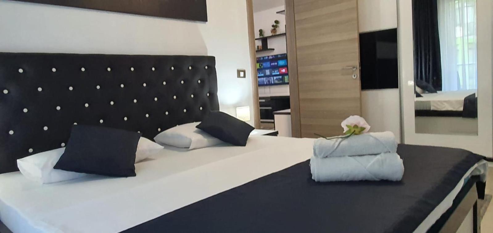 Alezzi Resort Luxury Apartament Prima Linie La Mare Navodari Bagian luar foto